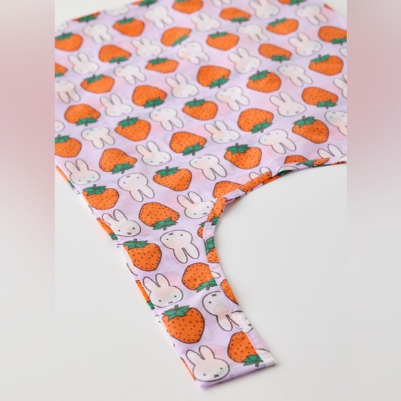 BAGGU X MIFFY Standard Strawberry Print Reusable Tote Bag NEW NWT - Picture 3 of 4